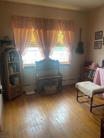 8 Regina Ln, Independence Twp., NJ 07838