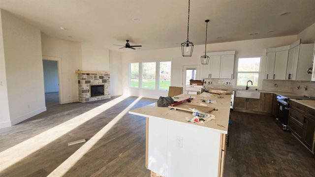 257 Ridge Road, Wellford, SC 29385