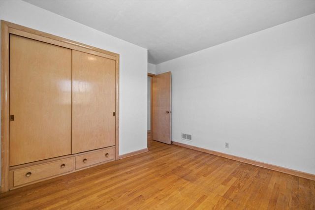 1514 22nd STREET, Kenosha, WI 53140