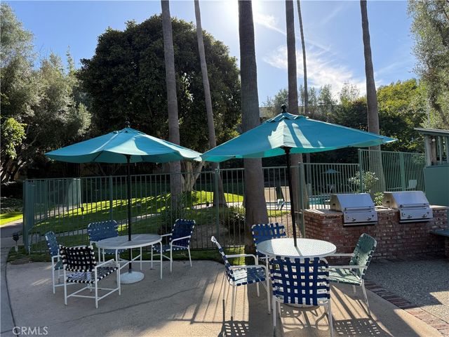 576 N Bellflower, Long Beach, CA 90814