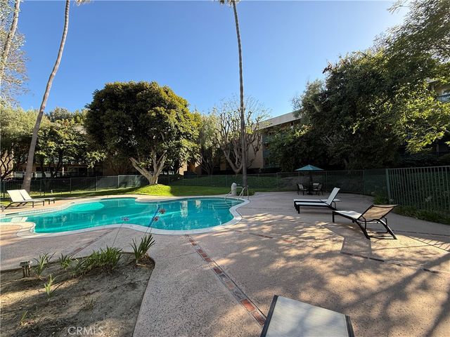 576 N Bellflower, Long Beach, CA 90814