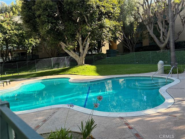 576 N Bellflower, Long Beach, CA 90814
