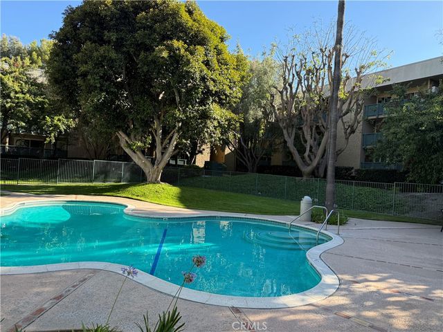 576 N Bellflower, Long Beach, CA 90814