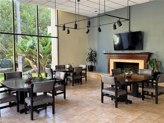 576 N Bellflower, Long Beach, CA 90814
