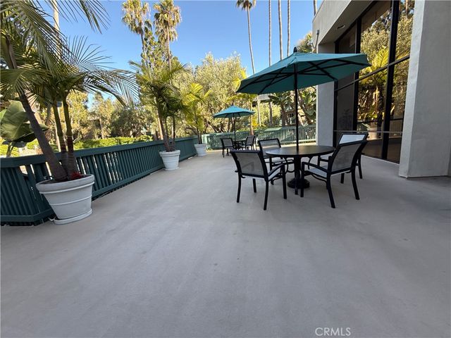576 N Bellflower, Long Beach, CA 90814