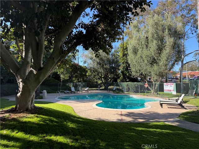 576 N Bellflower, Long Beach, CA 90814