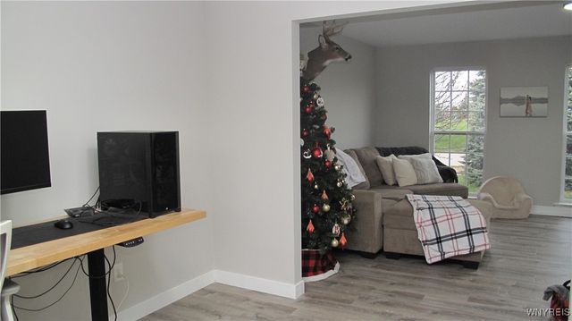 6344 Green Valley Lane, Lockport Town, NY 14094