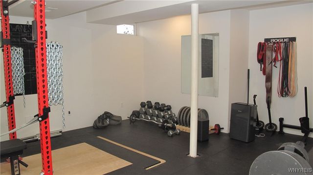 6344 Green Valley Lane, Lockport Town, NY 14094