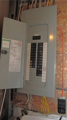 6344 Green Valley Lane, Lockport Town, NY 14094