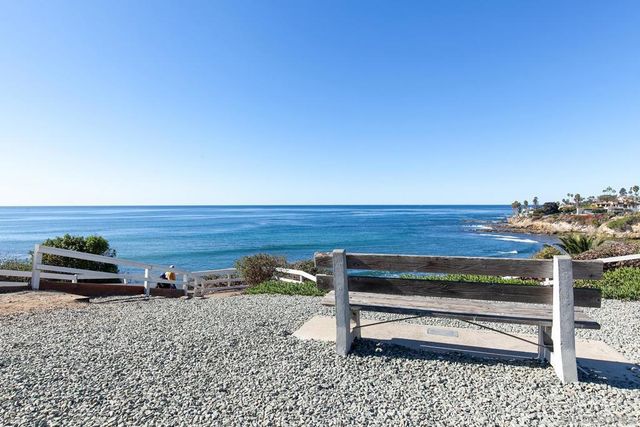 5741 Chelsea Ave, La Jolla, CA 92037