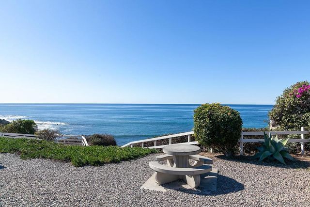 5741 Chelsea Ave, La Jolla, CA 92037