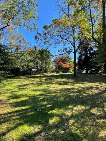 7 Castle Drive, Spring Valley, NY 10977