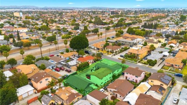 6221 Corona, Bell, CA 90201