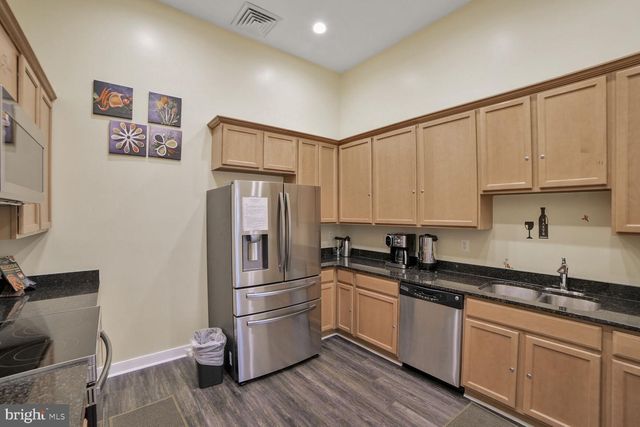 245 PARKVIEW, Gaithersburg, MD 20878