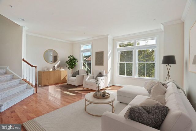 245 PARKVIEW, Gaithersburg, MD 20878