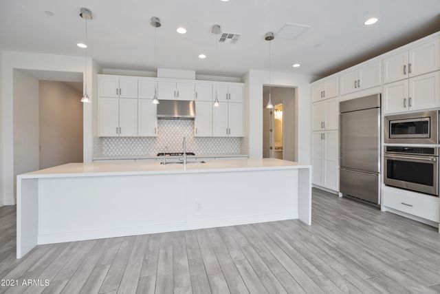 7358 E CASITAS DEL RIO Drive, Scottsdale, AZ 85255