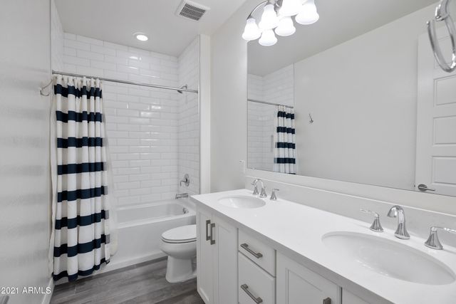 7358 E CASITAS DEL RIO Drive, Scottsdale, AZ 85255