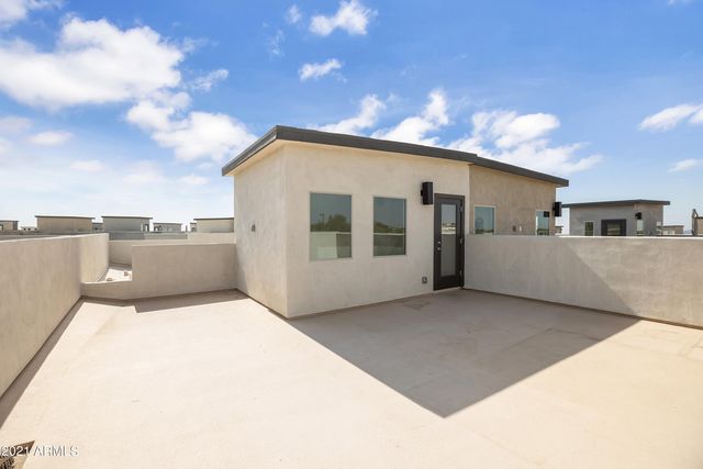 7358 E CASITAS DEL RIO Drive, Scottsdale, AZ 85255