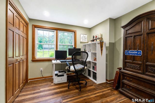 142 Ford Road, Woodbridge, CT 06525