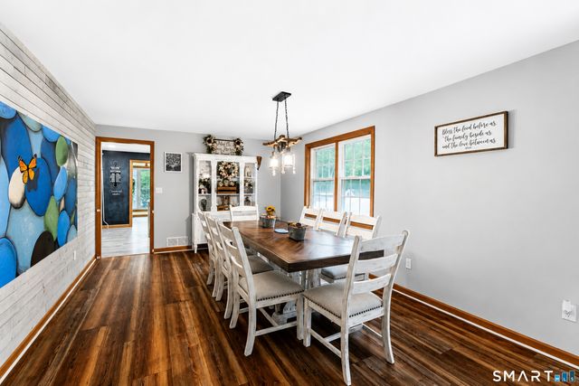 142 Ford Road, Woodbridge, CT 06525