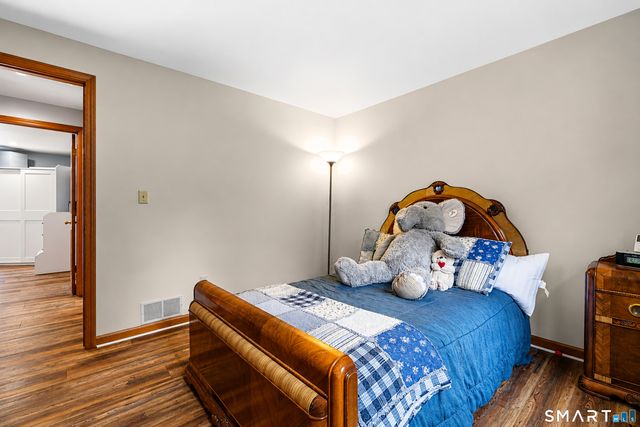 142 Ford Road, Woodbridge, CT 06525