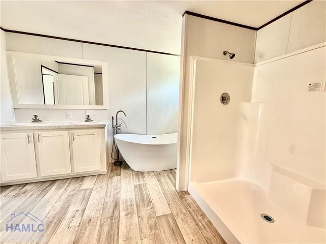 1112 Buster Phillips Road SE, Ludowici, GA 31316