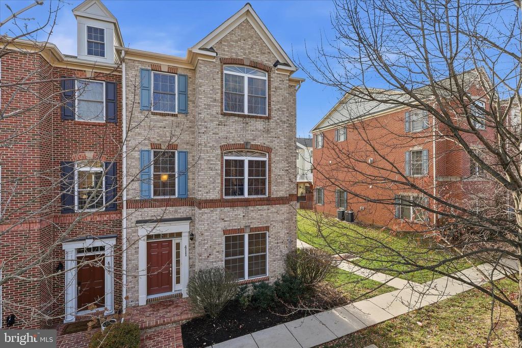 411 SPRING ST, Herndon, VA 20170