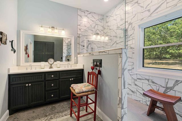 2205 County Road 44600, Blossom, TX 75416