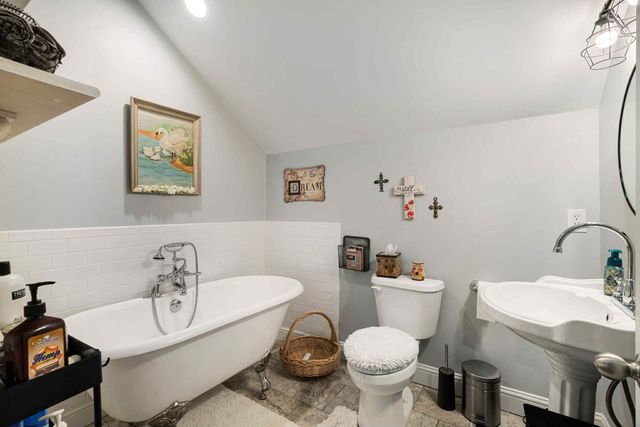 2205 County Road 44600, Blossom, TX 75416