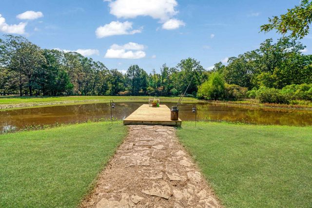 2205 County Road 44600, Blossom, TX 75416