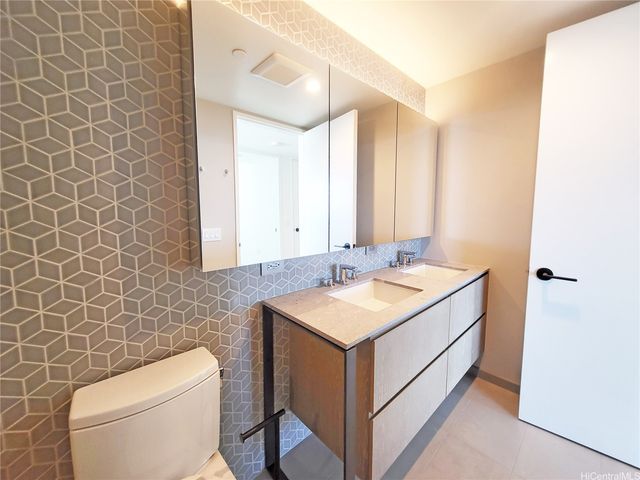 1000 Auahi Street 3301, Honolulu, HI 96814