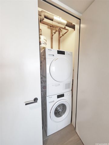 1000 Auahi Street 3301, Honolulu, HI 96814