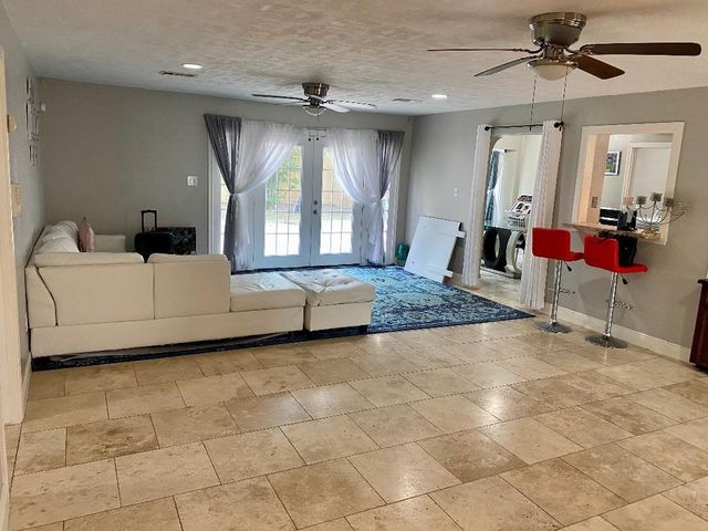 2419 Briarlee Drive, Houston, TX 77077