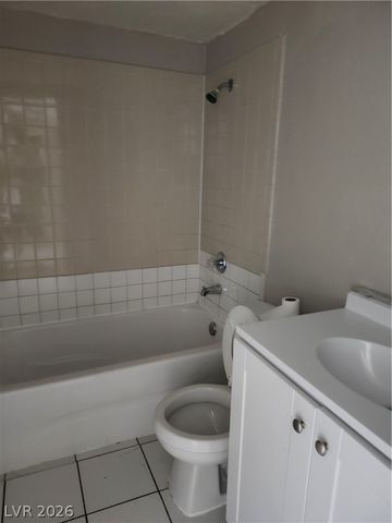 4737 Thunderbolt Avenue 1, Las Vegas, NV 89115