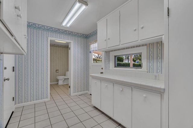 2506 Kenmore Ct, Modesto, CA 95355