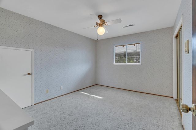 2506 Kenmore Ct, Modesto, CA 95355