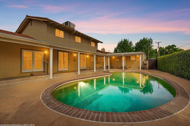 2506 Kenmore Ct, Modesto, CA 95355