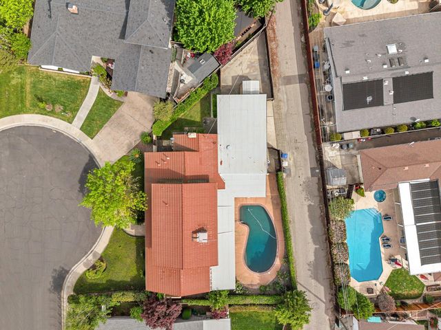 2506 Kenmore Ct, Modesto, CA 95355