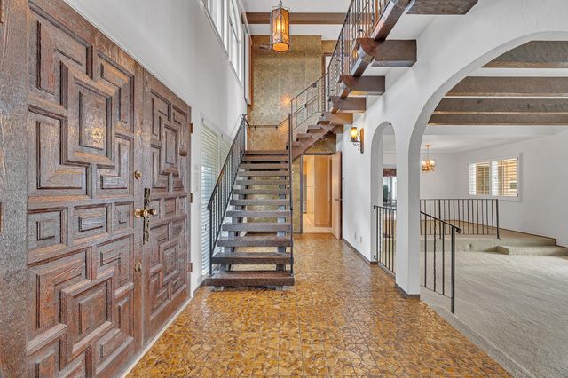 2506 Kenmore Ct, Modesto, CA 95355