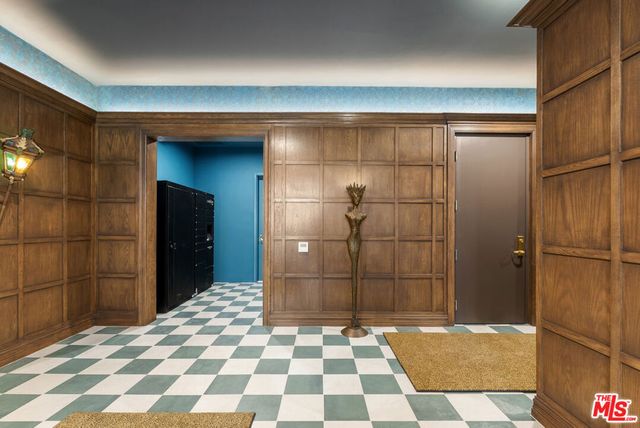 7428 Santa Monica Boulevard 301, West Hollywood, CA 90046