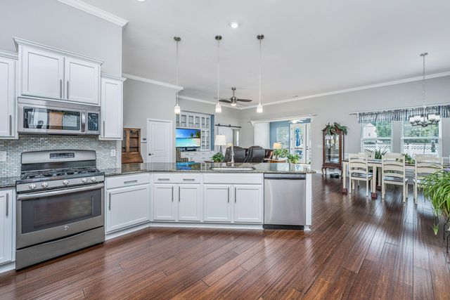 166 Netherfield Drive, Summerville, SC 29486