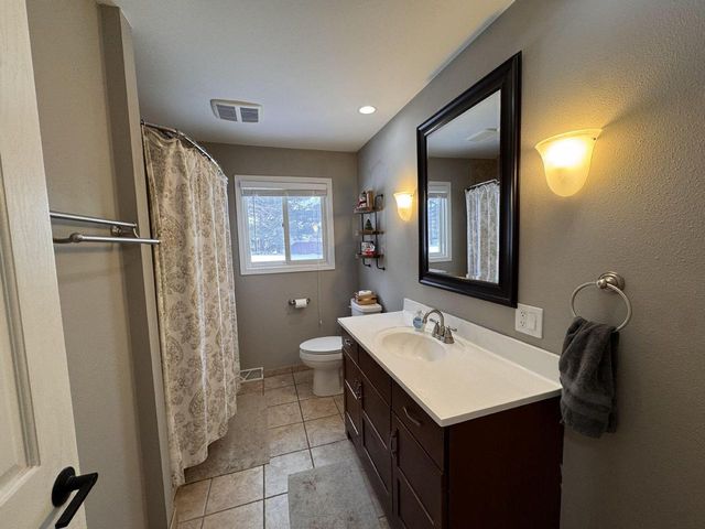 W8321 Homestead PLACE, Onalaska, WI 54650