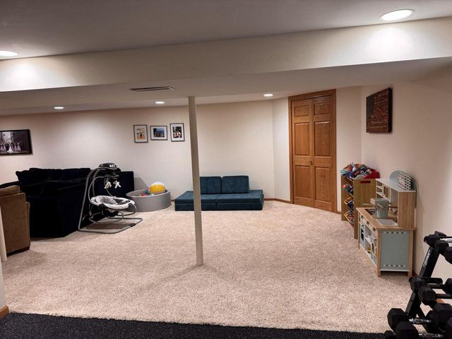 W8321 Homestead PLACE, Onalaska, WI 54650