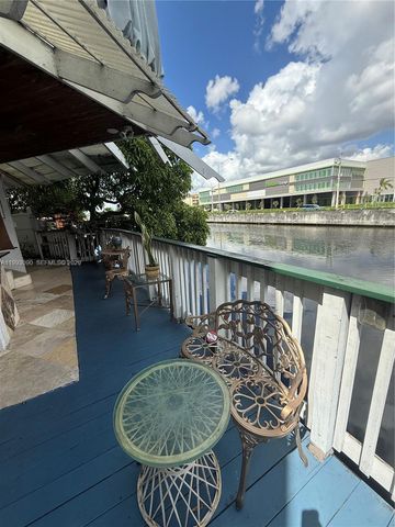 7643 NW South River Dr, Medley, FL 33166