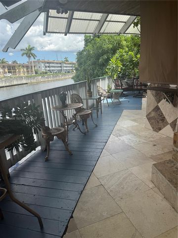 7643 NW South River Dr, Medley, FL 33166