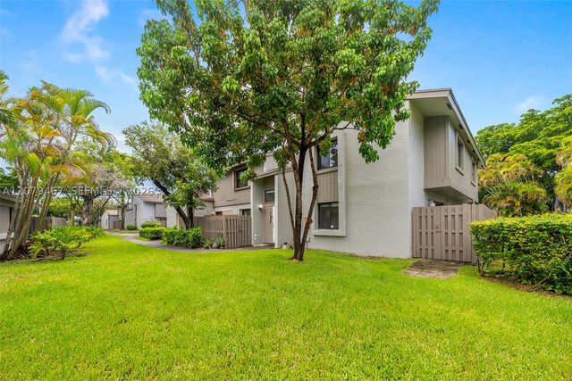 10629 SW 113th Pl 89B, Miami, FL 33176