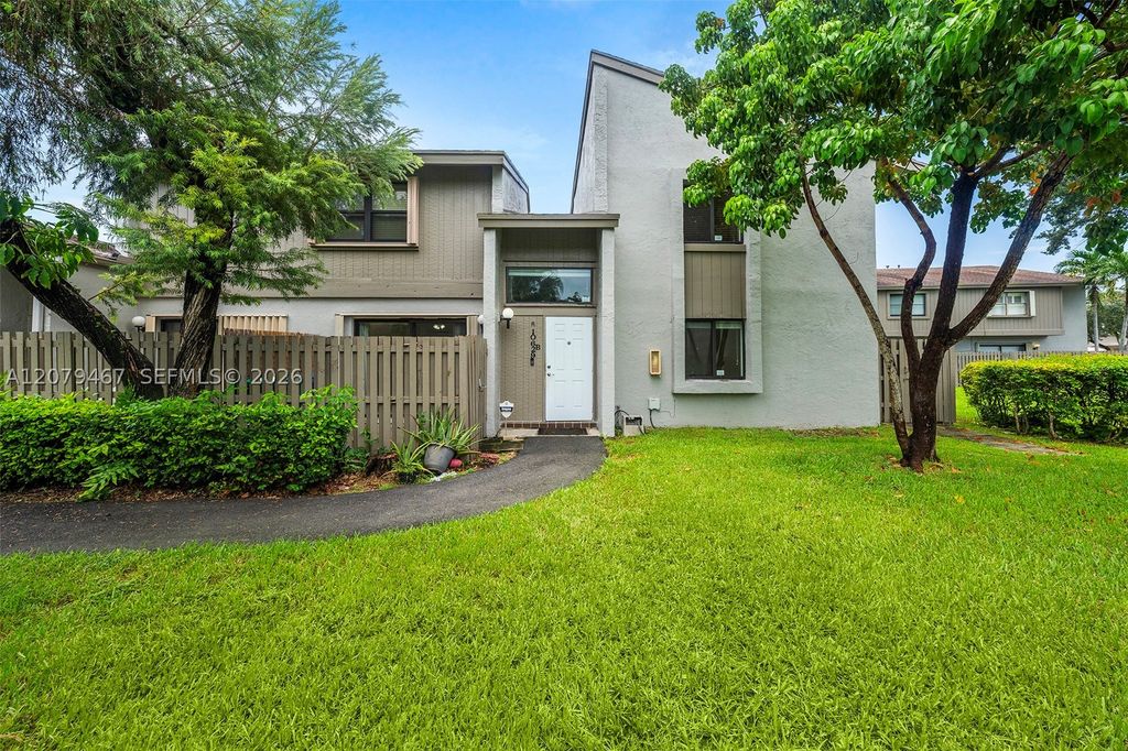 10629 SW 113th Pl 89B, Miami, FL 33176