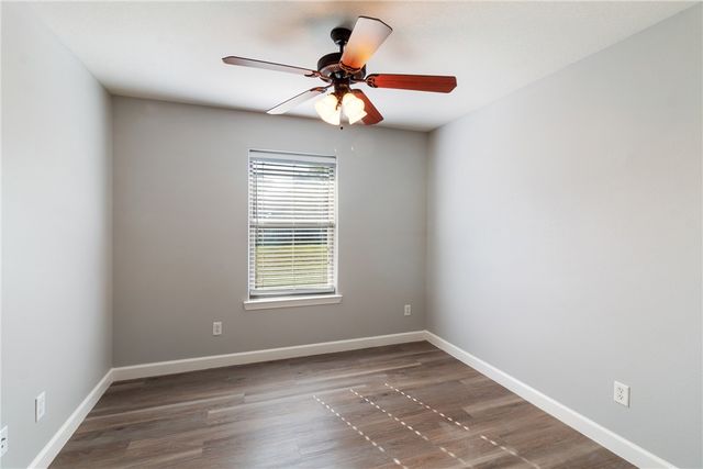 2402 Pleasant Rose Circle, Bryan, TX 77808