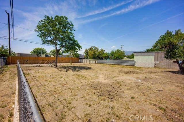 7474 Elmwood Road, San Bernardino, CA 92410
