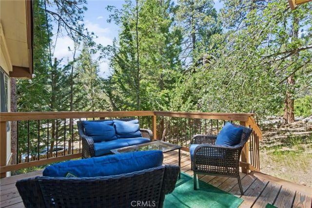 32800 Willow, Running Springs, CA 92382